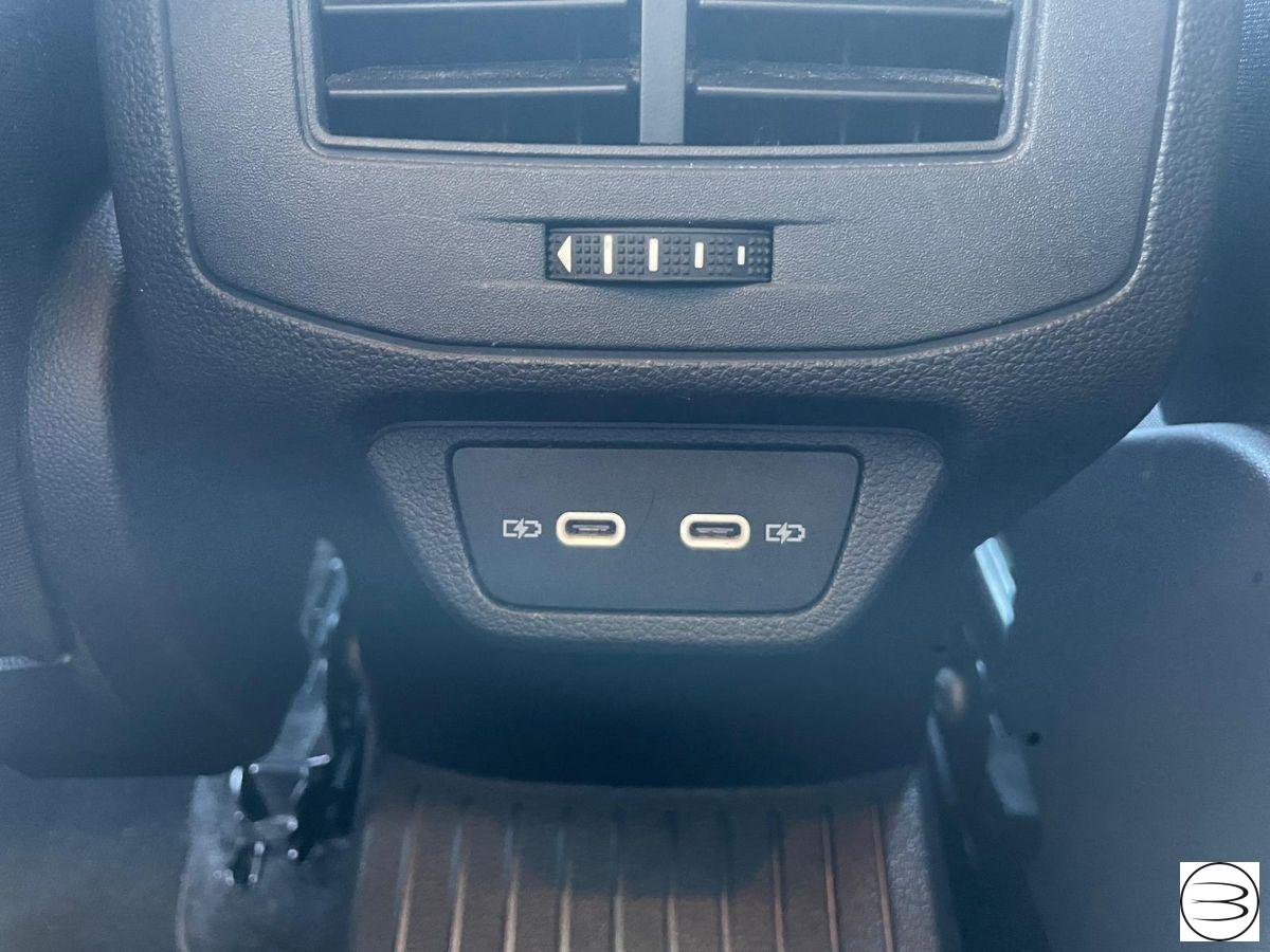 VOLKSWAGEN - T-Roc - 2.0 TDI SCR Life
