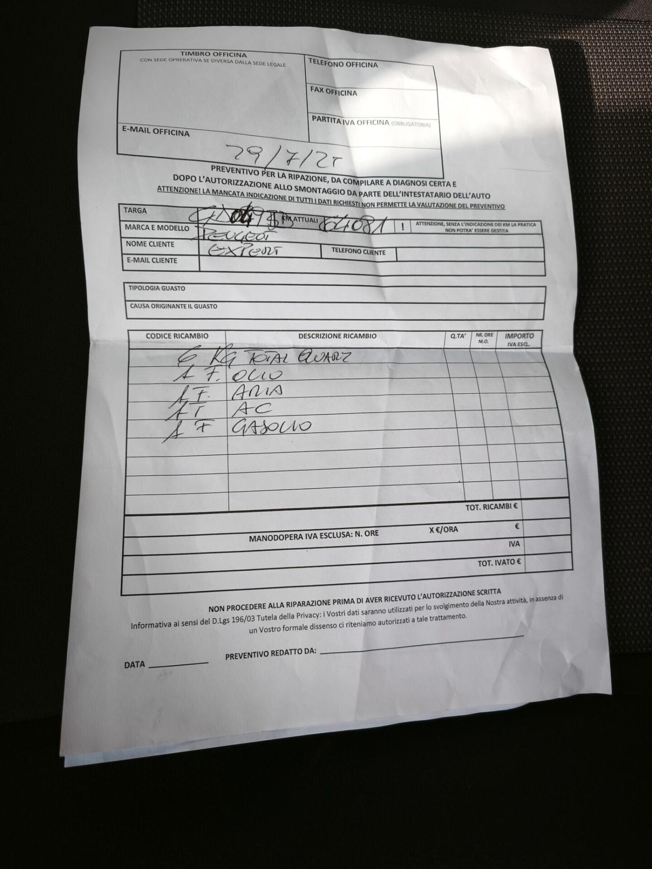 Peugeot Expert BlueHDi 100 S&S PC-TN Combi Compact