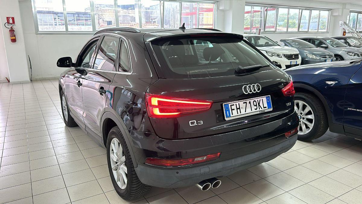 AUDI - Q3 - 2.0 TDI 150CV S tronic Business