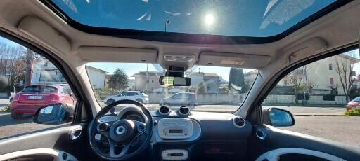 SMART FORFOUR 1,0 BENZINA 70 CV X NEOPATENTATI DOPPIO TETTO IMPECCABILE GOMME NUOVE
