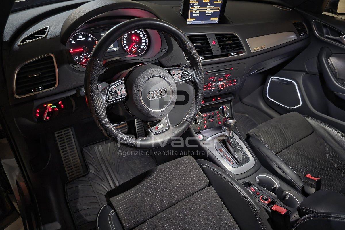 AUDI Q3 35 TDI quattro S line edition