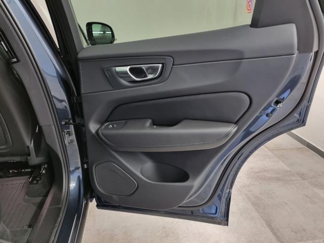 VOLVO XC60 T6 Recharge Plug-in Hybrid AWD automatico Plus Dar