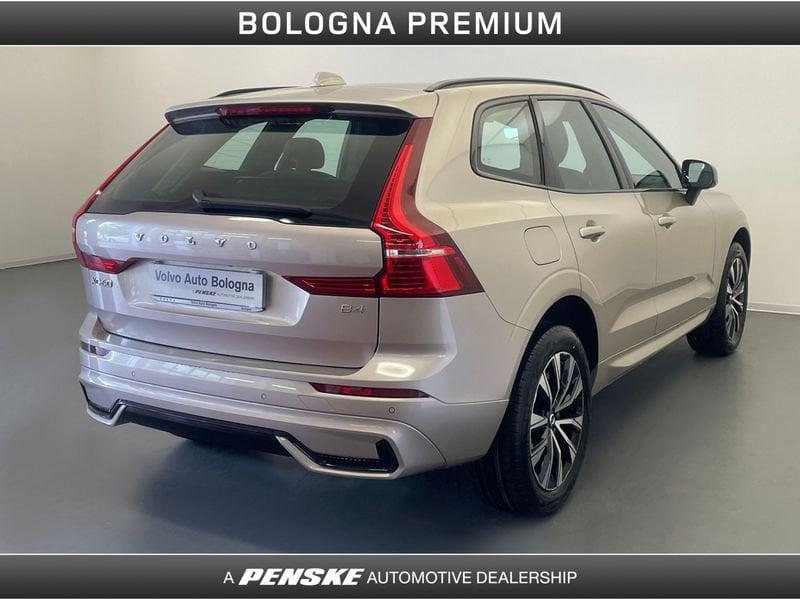 Volvo XC60 B4 (d) automatico Plus Dark