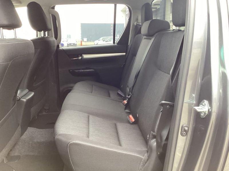 Toyota Hilux 2.4 Diesel AT Double Cab 4WD Executive MY24