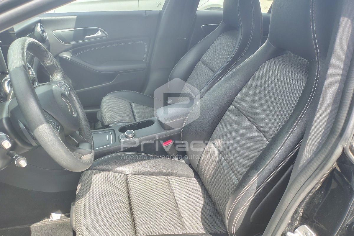 MERCEDES CLA 220 d S.W. Automatic Business