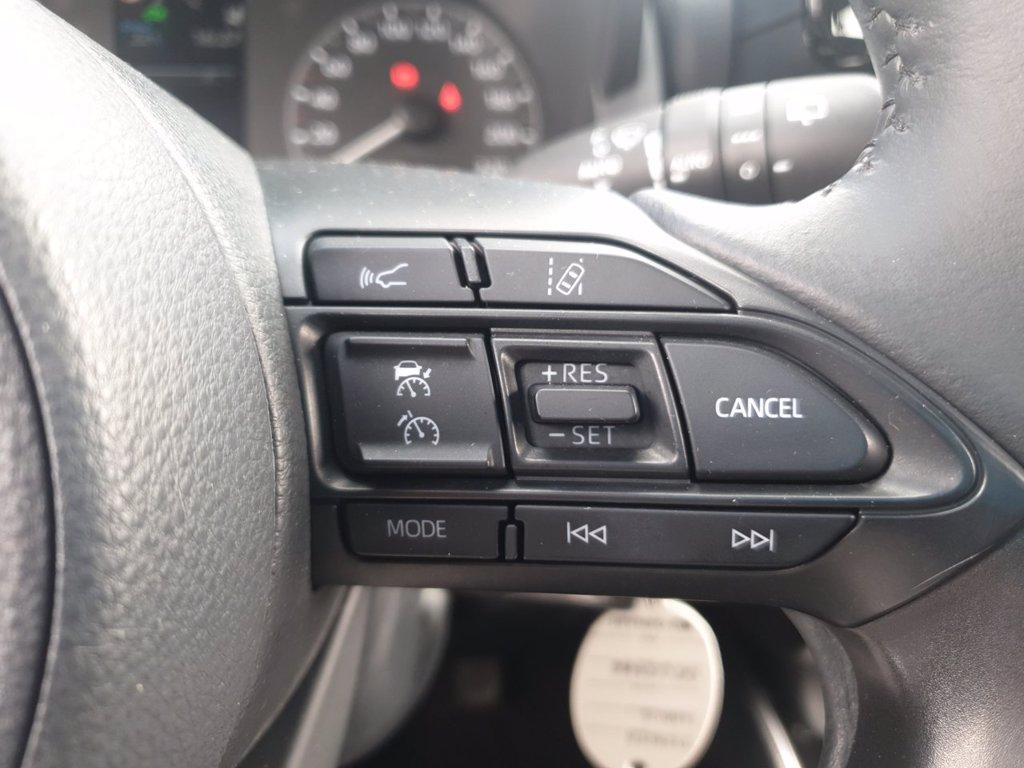 TOYOTA Yaris 1.5h active del 2021