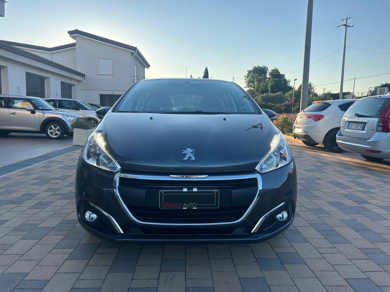 Peugeot 208 BlueHDi 75 5 porte Allure