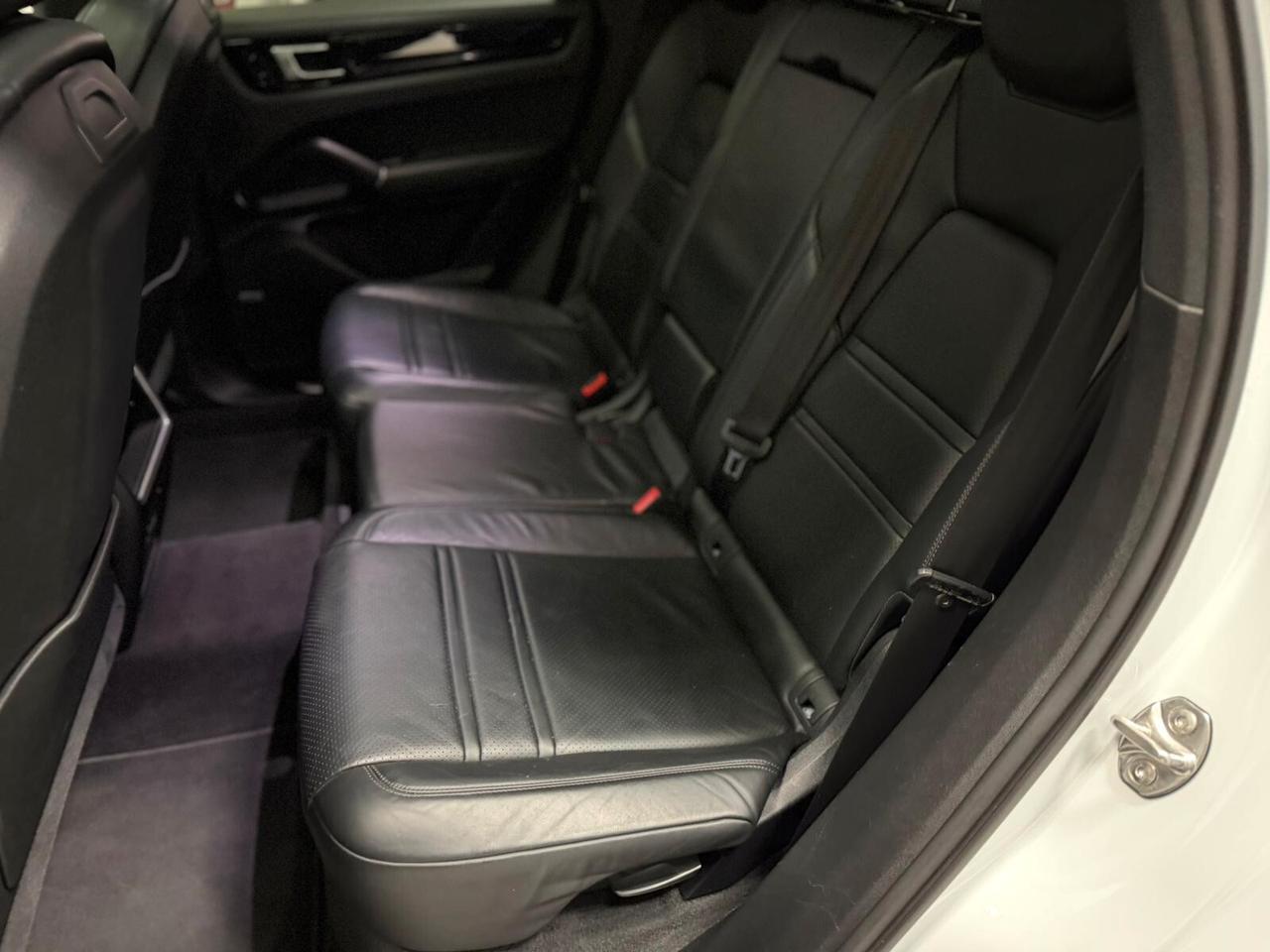 Porsche Cayenne Coupé 3.0B V6 FULL 2019