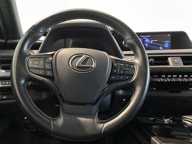 Lexus UX 250h Hybrid 4WD Premium 250H