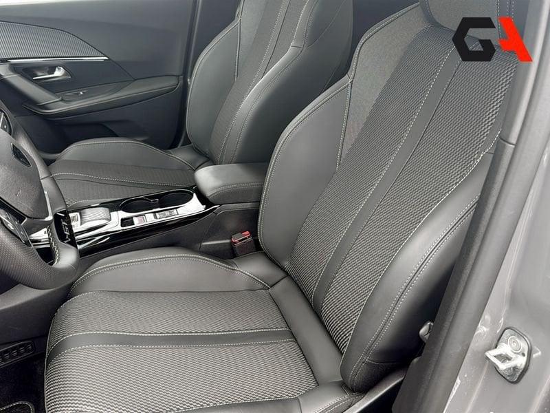 Peugeot 2008 2008 Hybrid 136 e-DCS6 GT