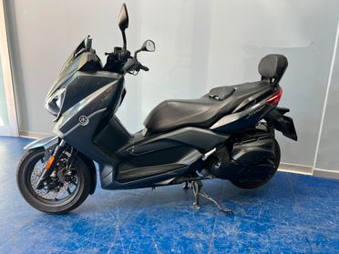 Yamaha X-Max 400