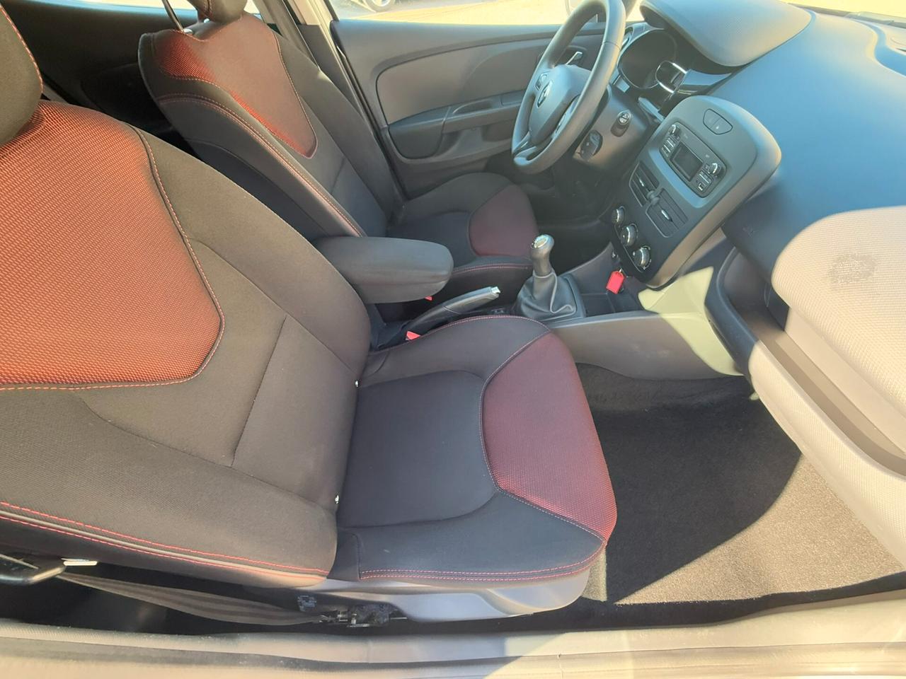 Renault Clio 1.5 dCi 8V 75CV 5 porte Costume National