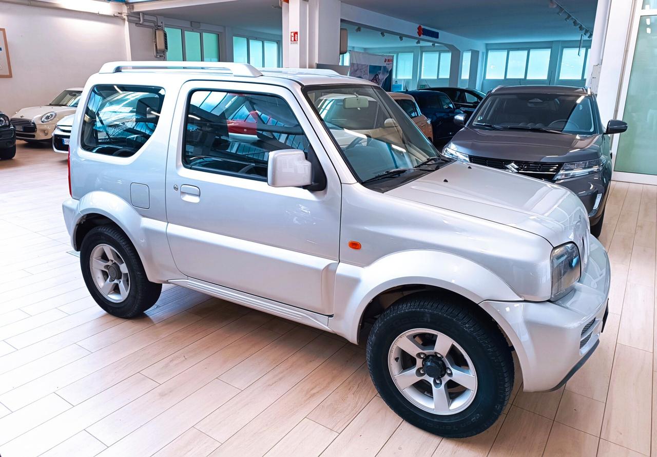 Suzuki Jimny 1.3i 16V cat 4WD JLX Più