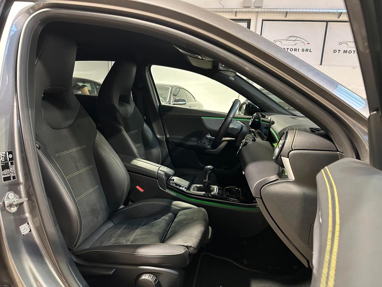 Mercedes-benz A 200 Premium