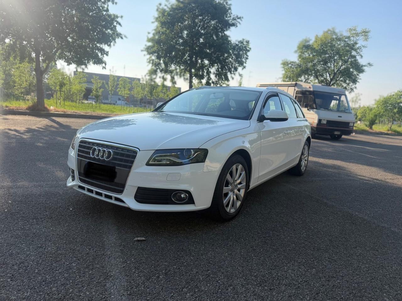 Audi a4 2.0 diesel cambio automatico full pelle 143cv