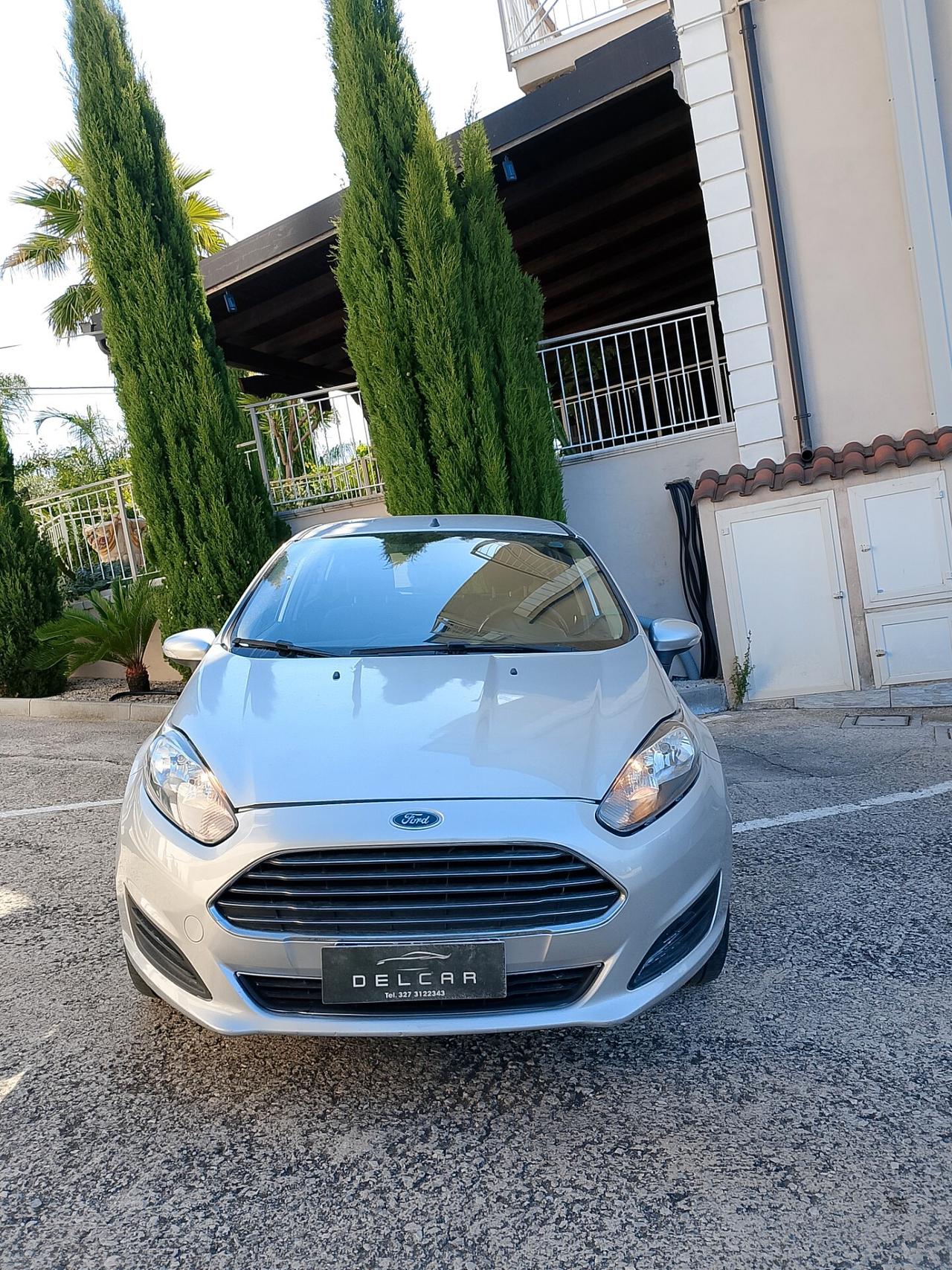 Ford Fiesta 1.2 60CV 5 porte Titanium