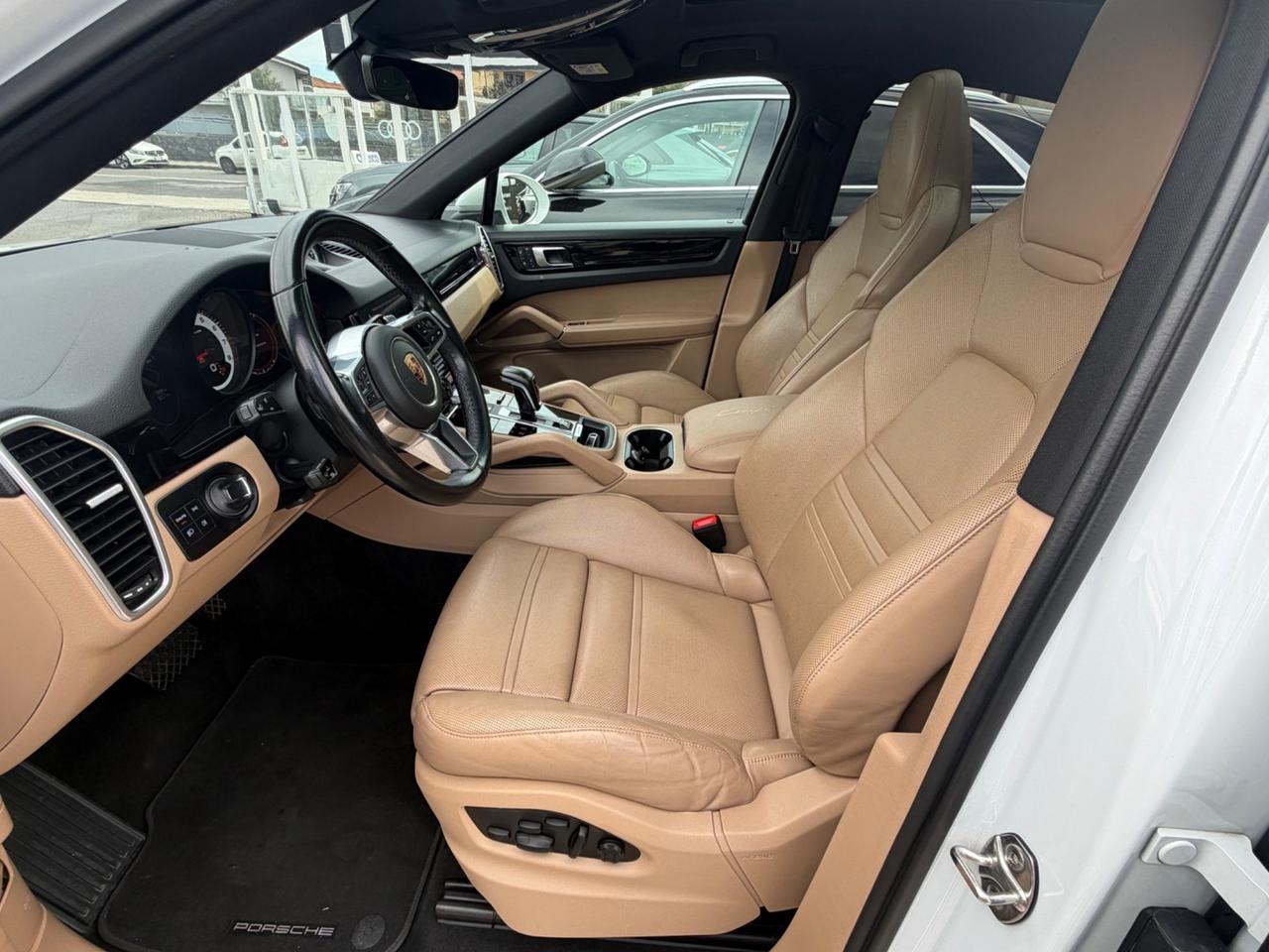 Porsche Cayenne Coupé 3.0 V6 Platinum Edition IVA ESPOSTA