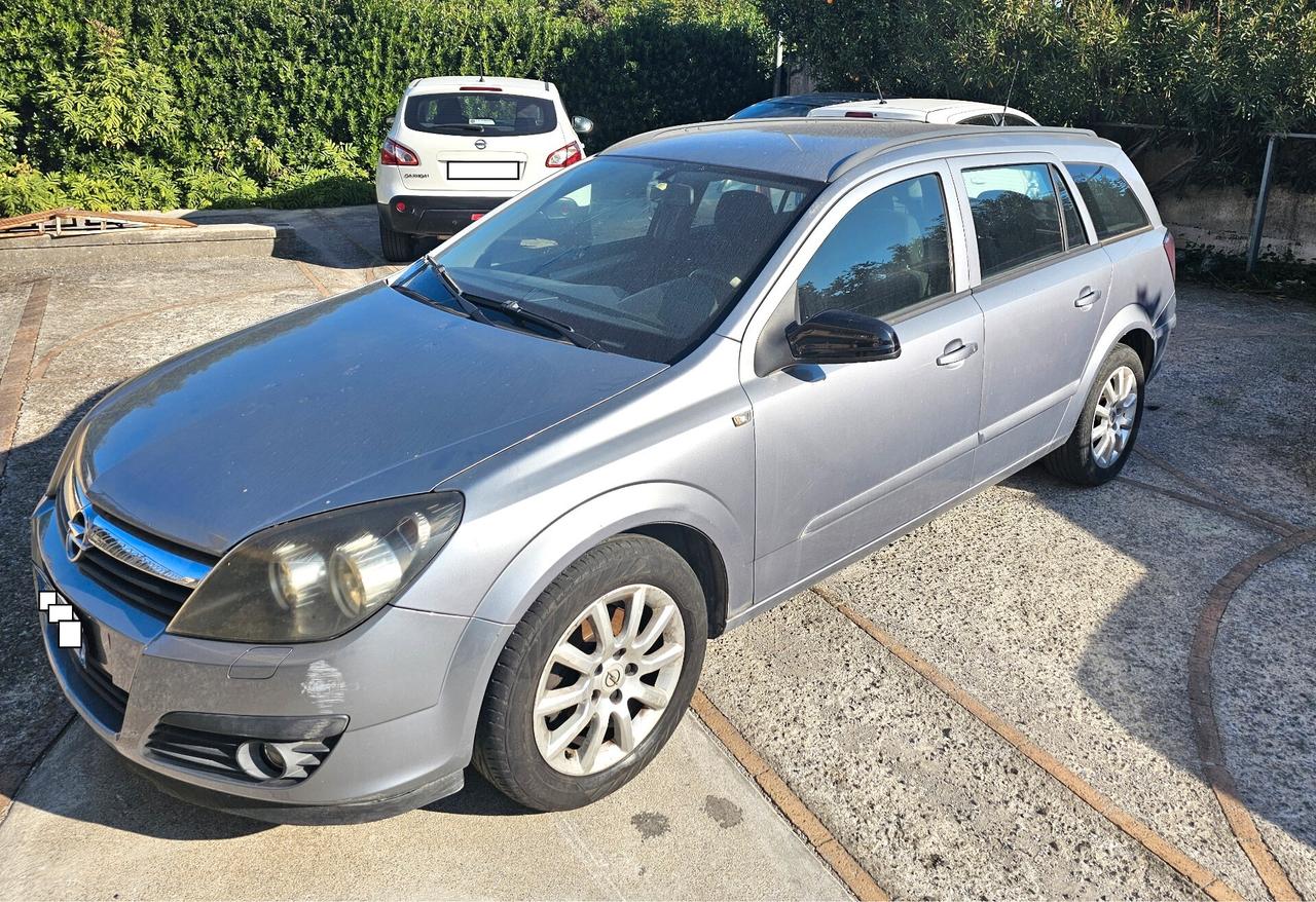 Astra 1.7 CDTI 101CV SW Cosmo MOTORE REVISIONATO