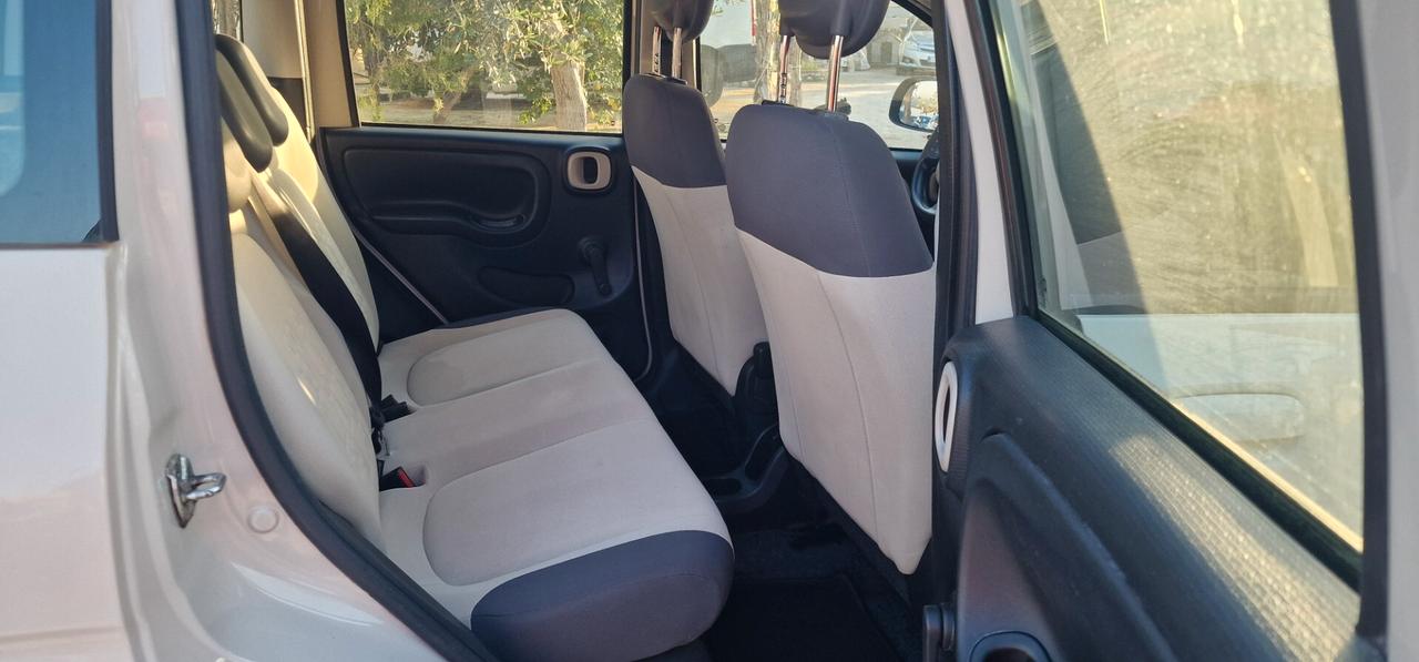 Fiat Panda 0.9 TwinAir Turbo Natural Power Lounge
