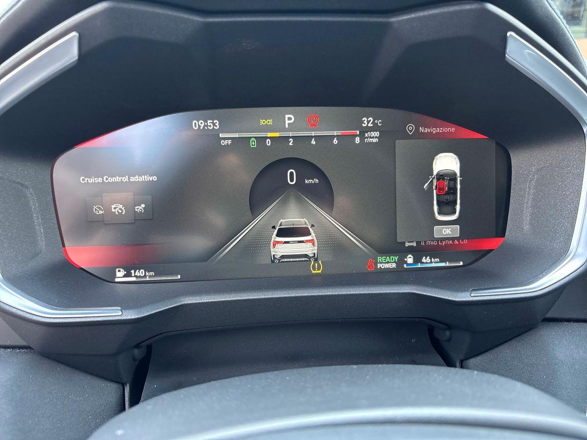 LYNK&CO 01 1.5 td phev auto