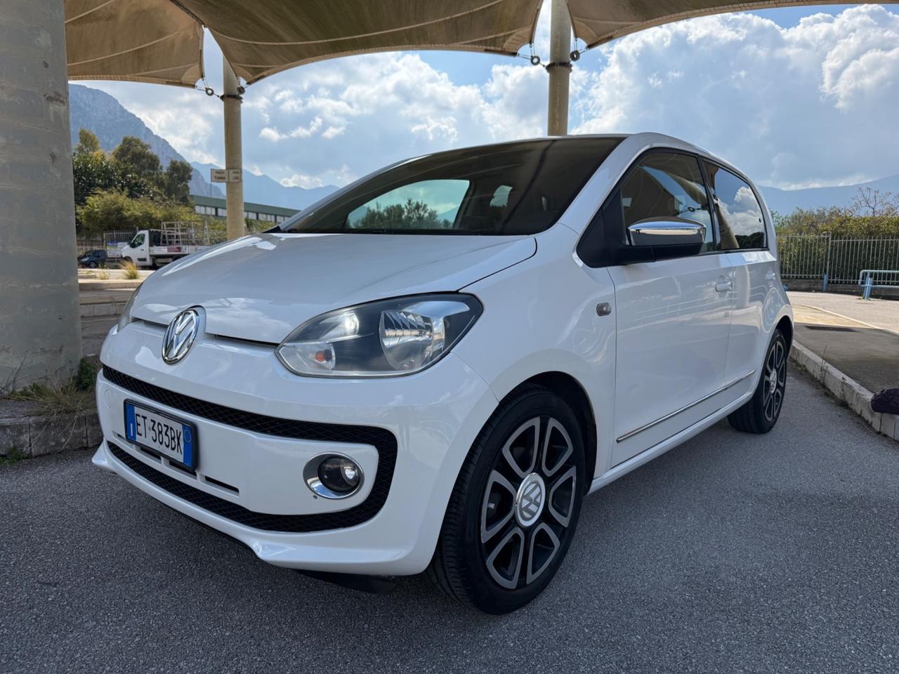 Volkswagen up! AUTOMATICA