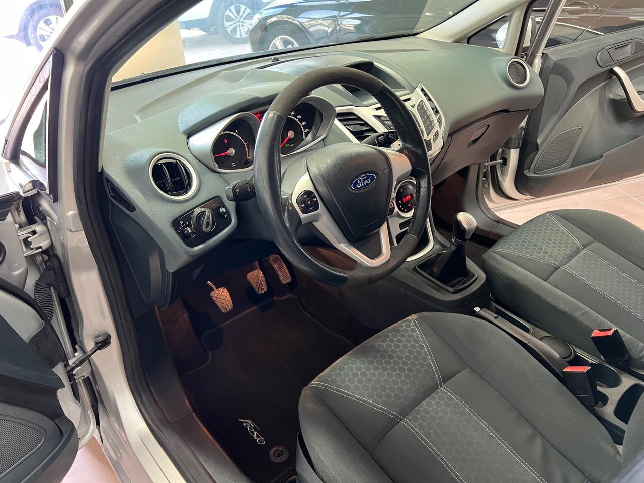 Ford Fiesta 1.4 TDCi 5p. Titanium