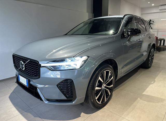 VOLVO XC60 B4 (d) 197cv Plus Dark Geartronic N1 Autocarro