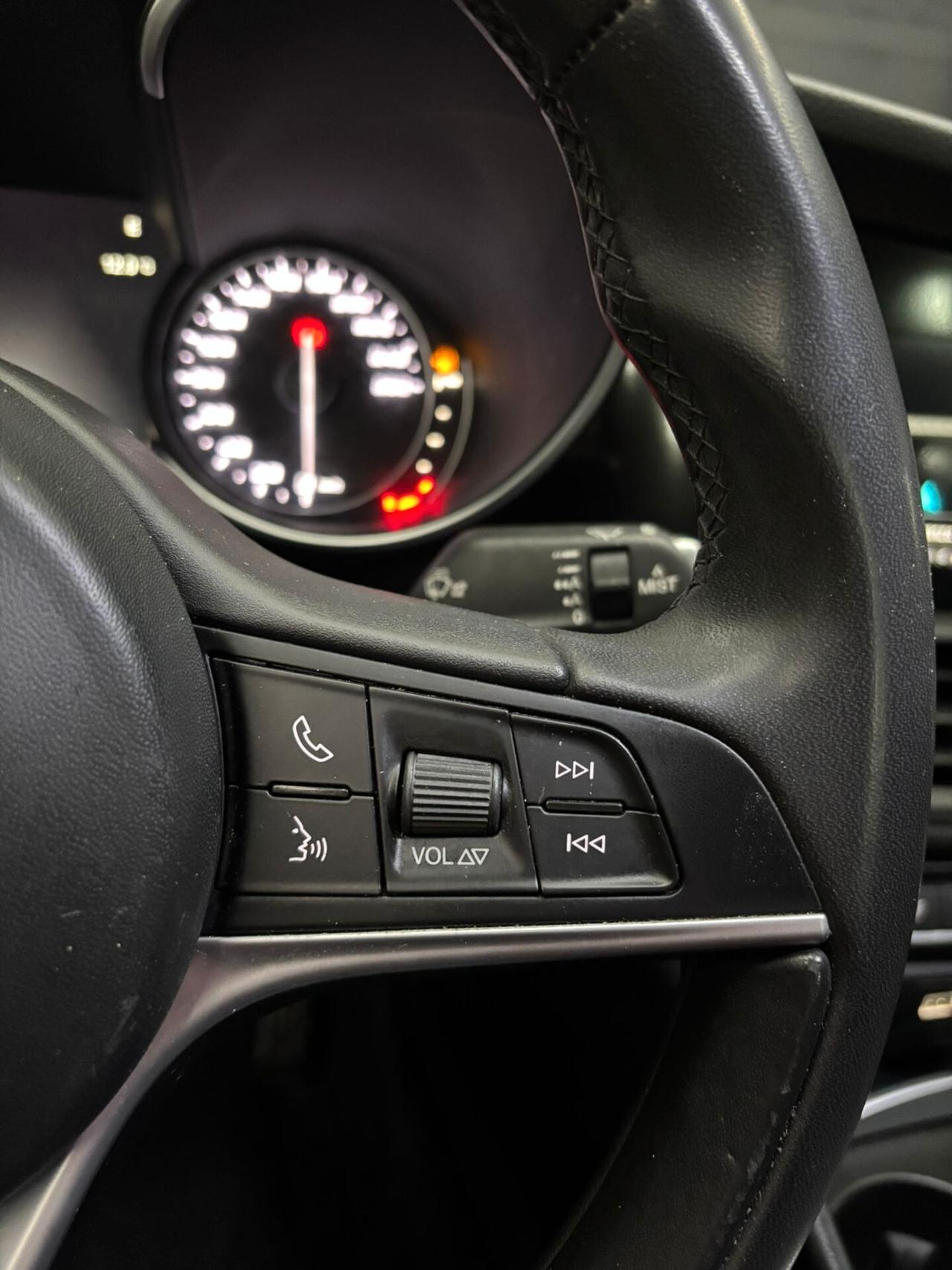 Alfa Romeo Giulia 2.2 Turbodiesel 160 CV AT8 Business