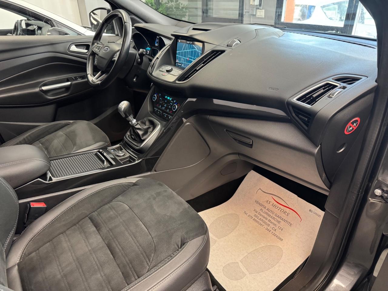 Ford Kuga 1.5 TDCI 120 CV ST-Line Tetto Apribile