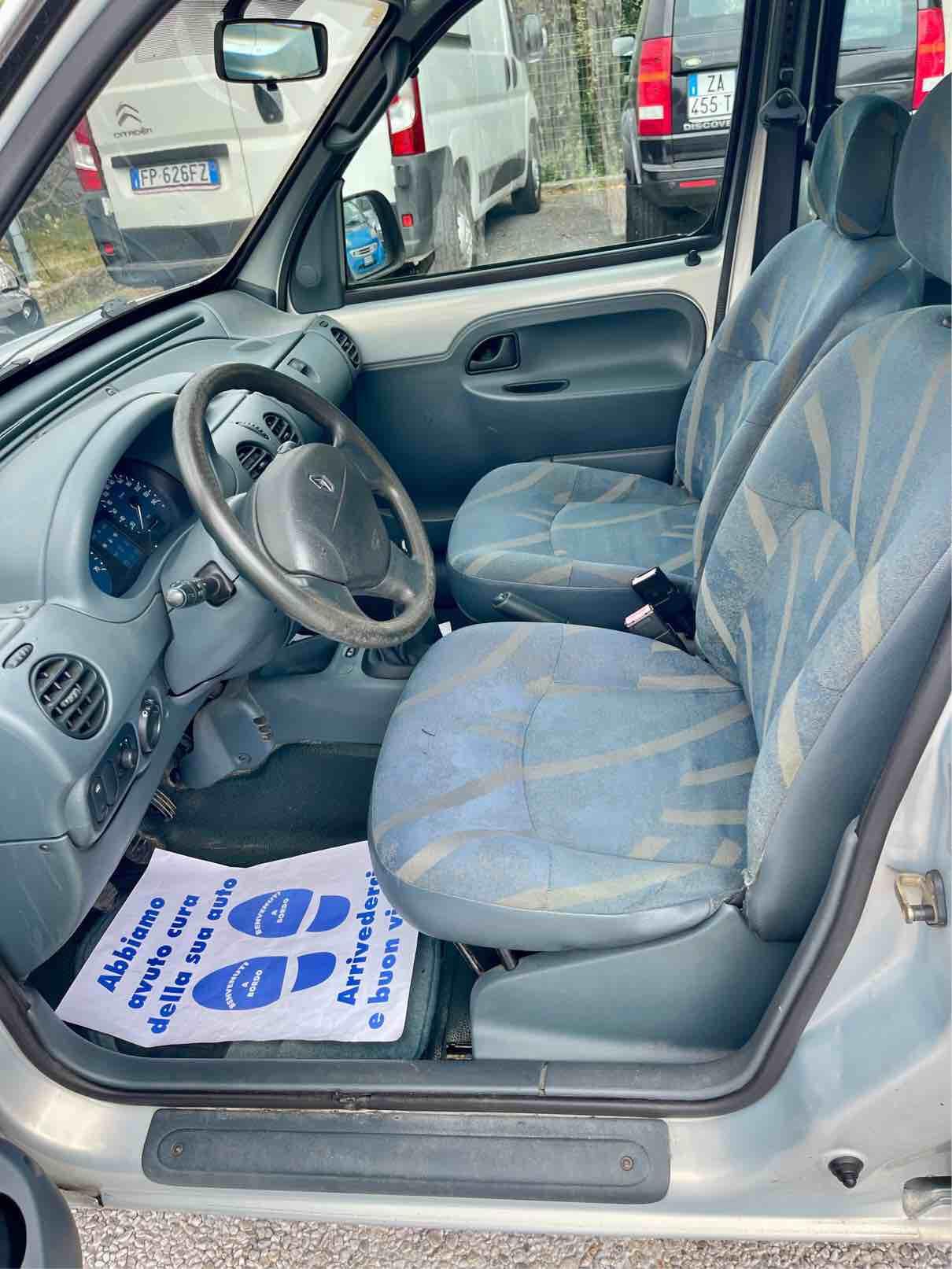 RENAULT KANGOO - 5 POSTI -