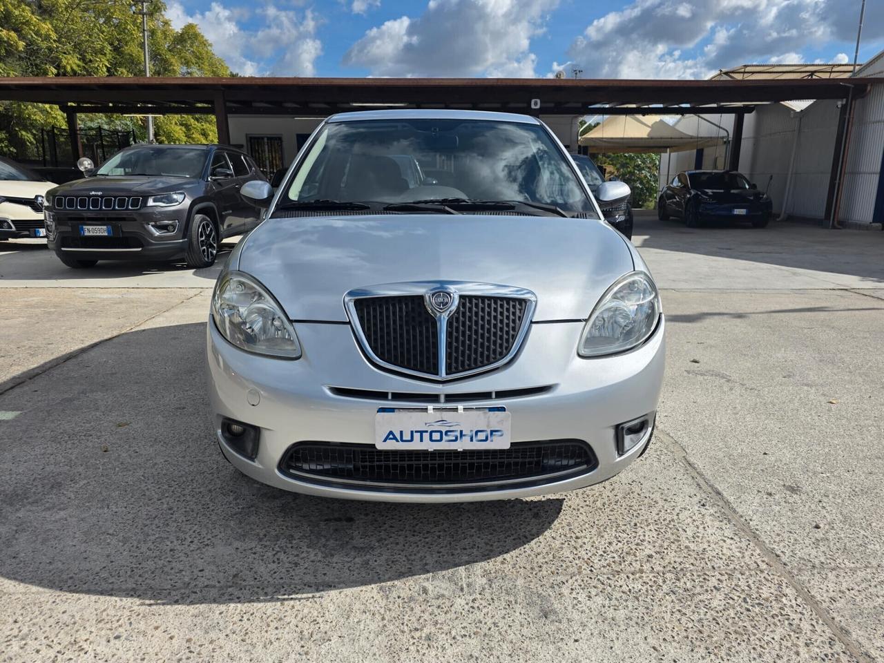 Lancia Ypsilon 1.2 Argento