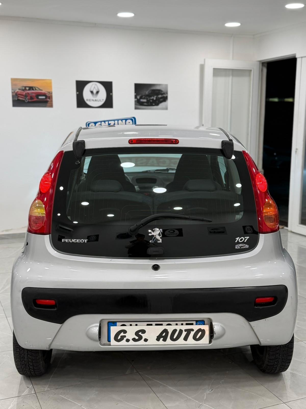 Peugeot 107 1.0 68CV 3p. Sweet Years