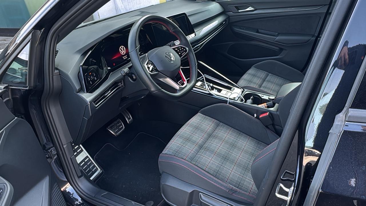 Volkswagen Golf 2.0 TSI GTI 2023