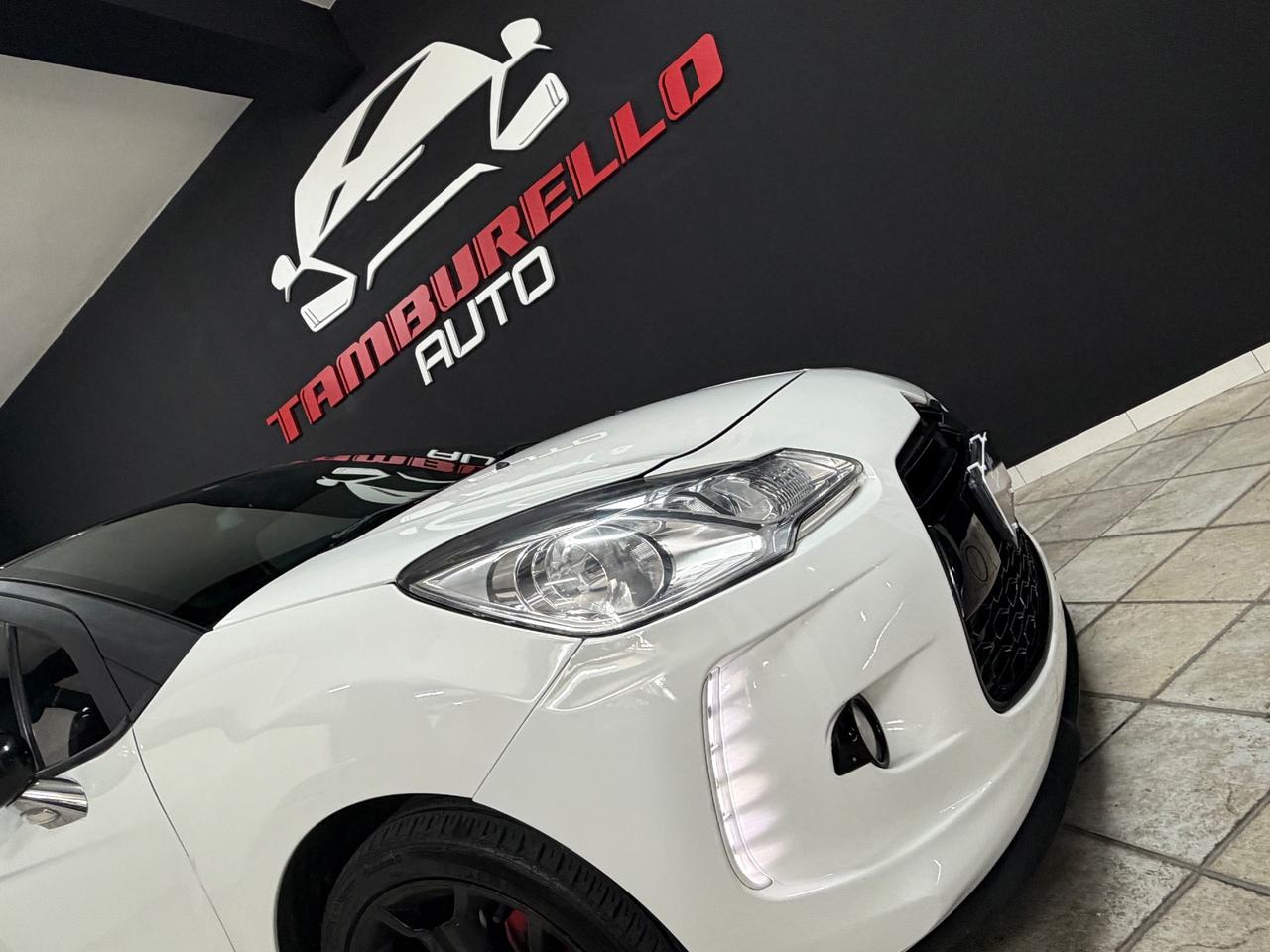 DS 3 1.6 HDi (110) Just Black 2011