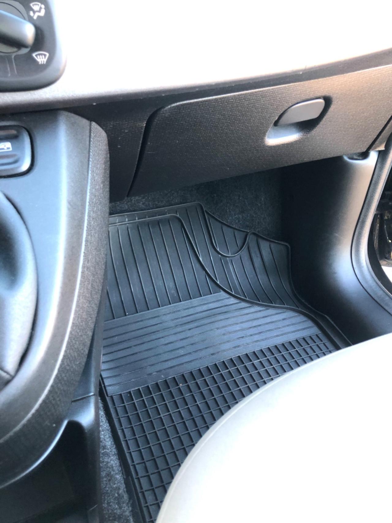 Fiat Panda lounge 1.2/ 51kw 69cv GPL