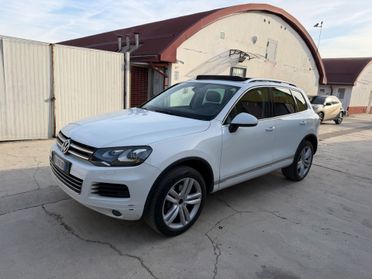 Volkswagen Touareg 3.0 TDI Tetto Gancio T.-2014