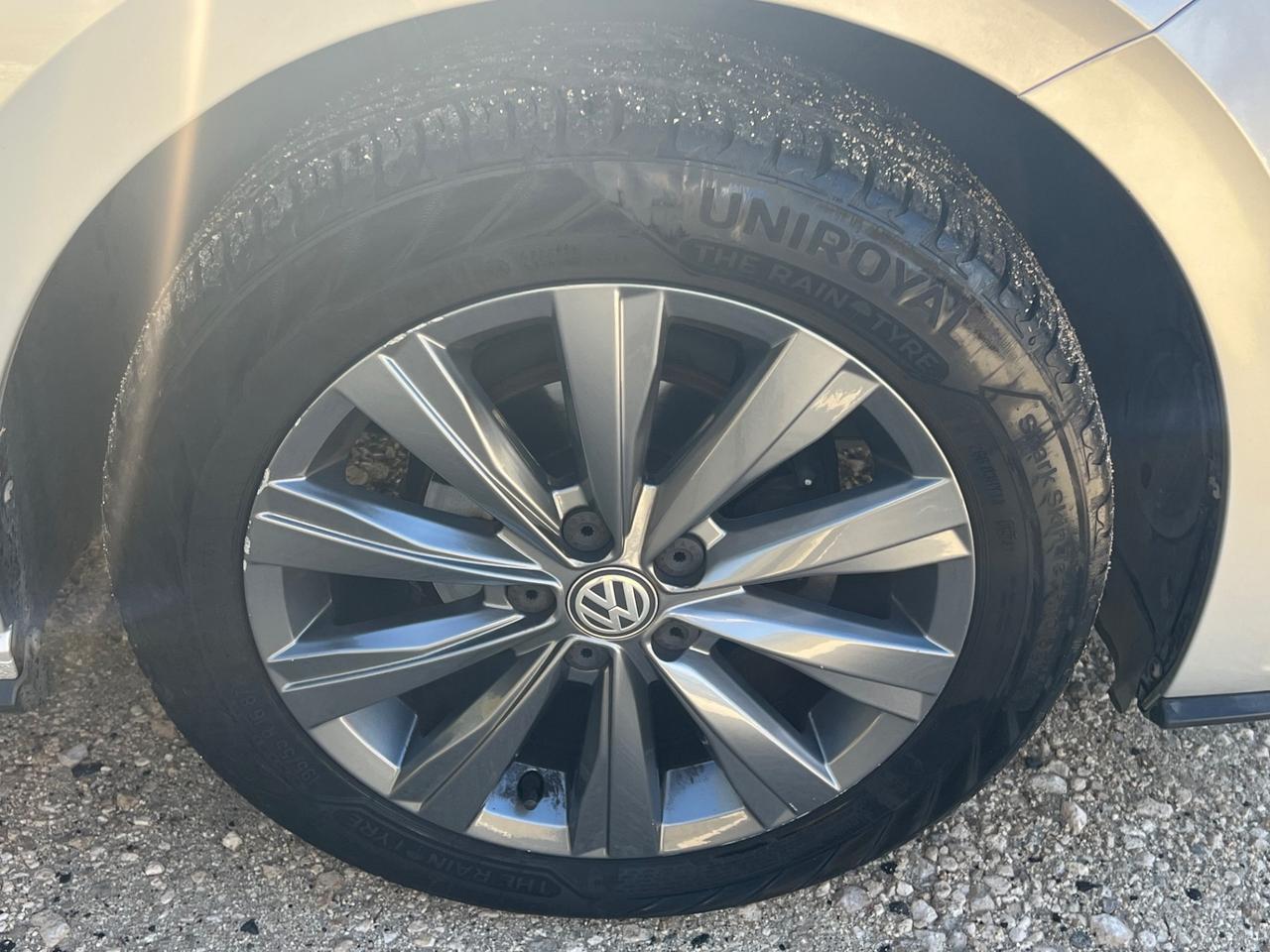 Volkswagen Polo Highline 1.0 BENZINA METANO PERMUTE RATE GARANZIA