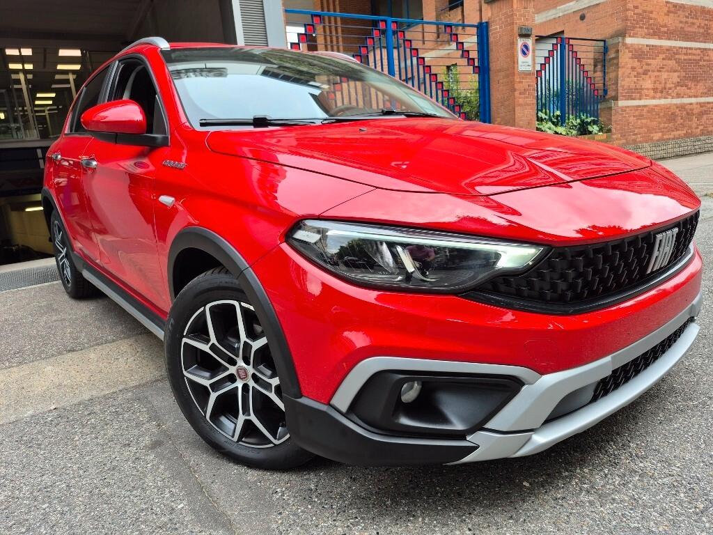 Fiat Tipo 1.5 Hybrid DCT 5 porte Red