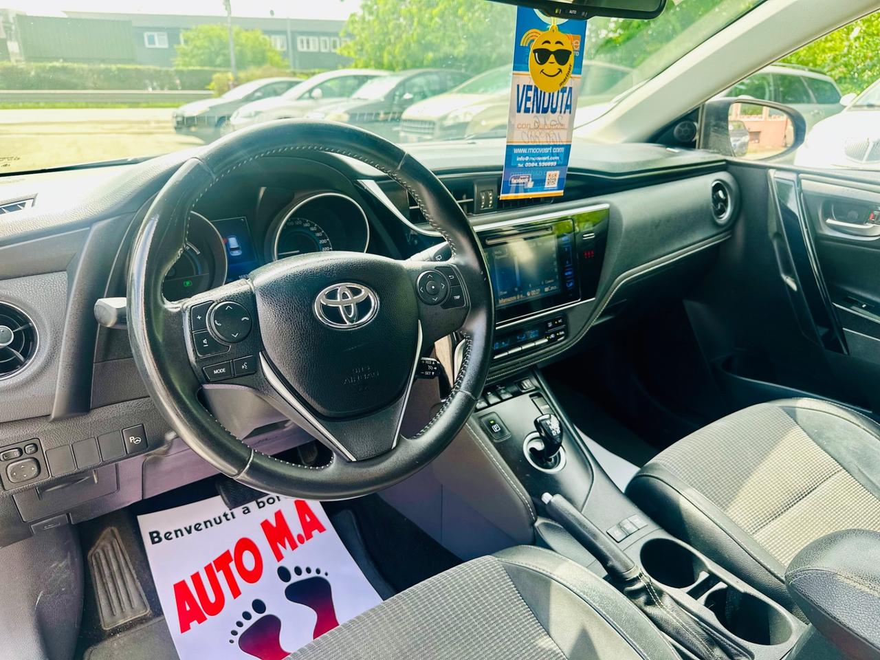 Toyota Auris Touring Sports 1.8 Hybrid Lounge