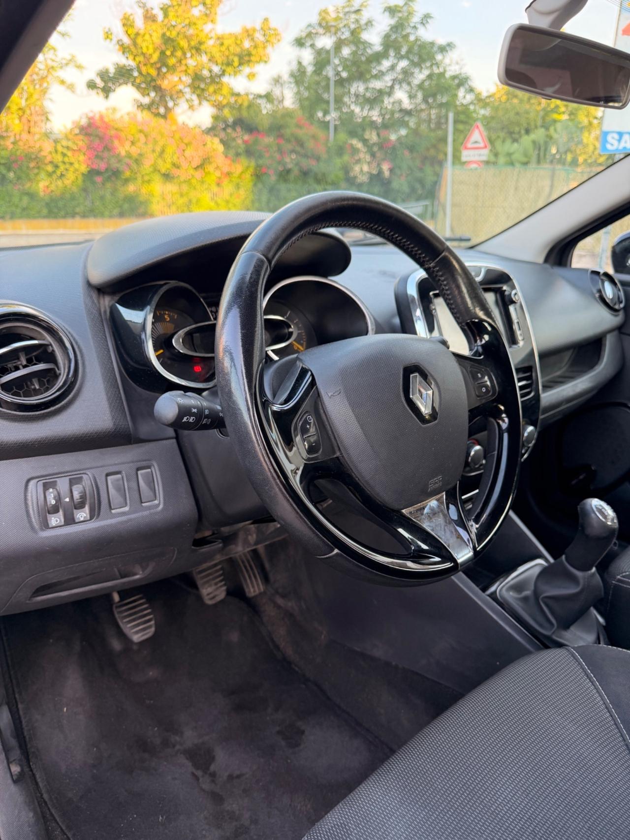 Renault Clio 1.5 dCi 8V 75CV 5 porte Live