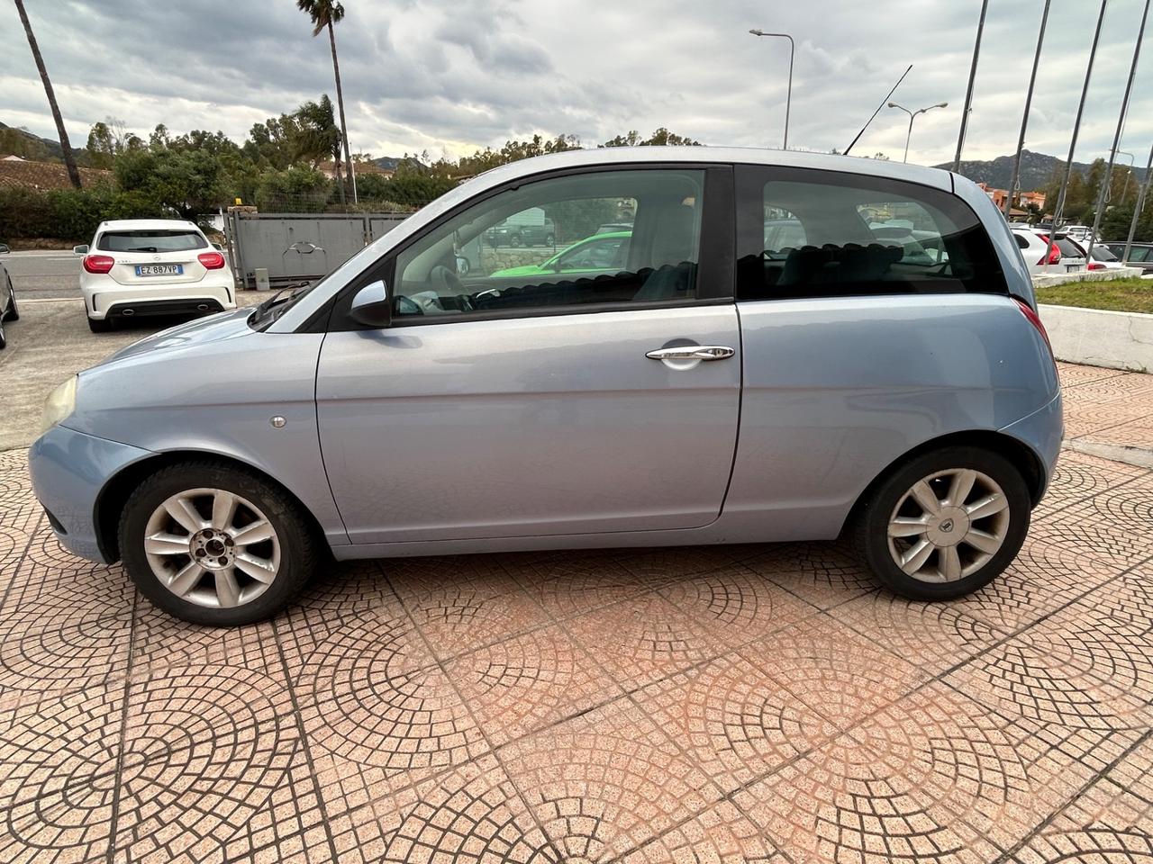 Lancia Ypsilon 1.3 Multijet 16V