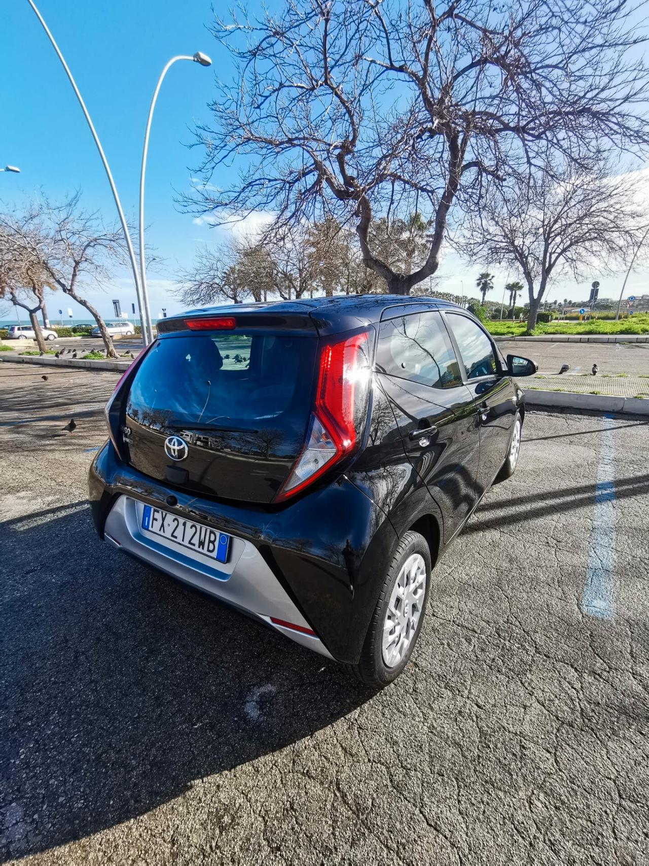 Toyota Aygo Connect 1.0 VVT-i 72 CV 5P. x-cite MMT 2019