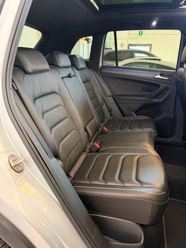 VOLKSWAGEN Tiguan 2.0 TDI DSG 4MOTION R-Line //TETTO//PELLE/LED