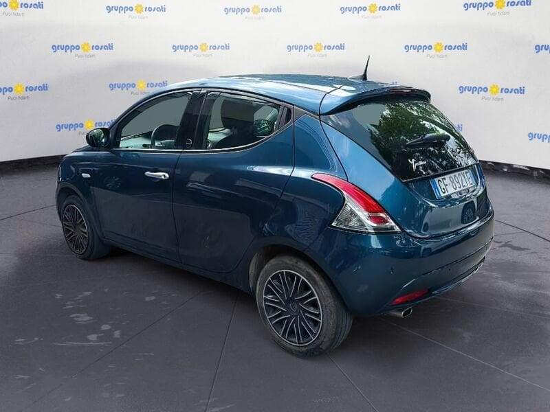 Lancia Ypsilon 3ª serie 1.0 FireFly 5 porte S&S Hybrid Ecochic Gold