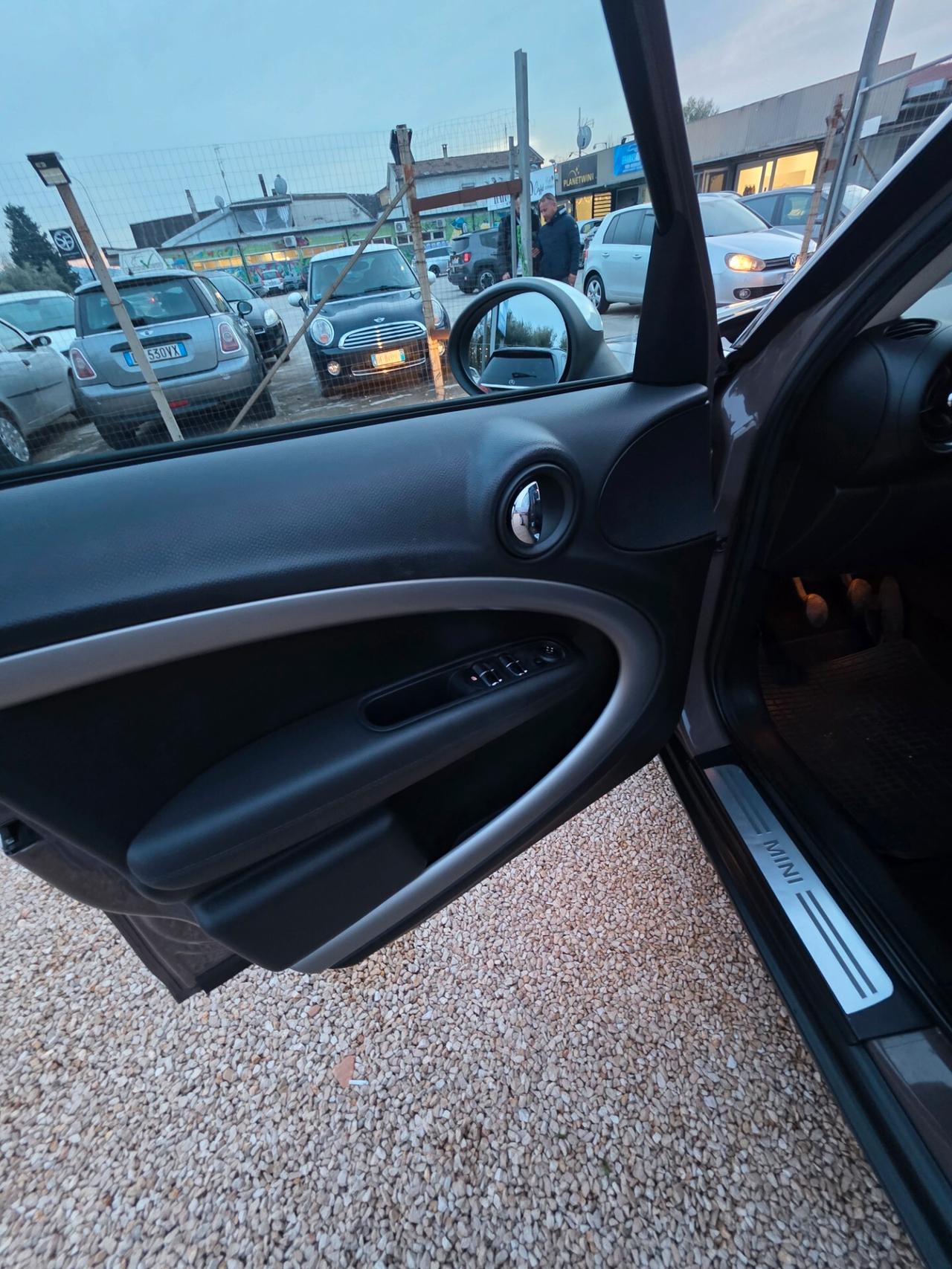 Mini Cooper Countryman 1.6 One D Business XL