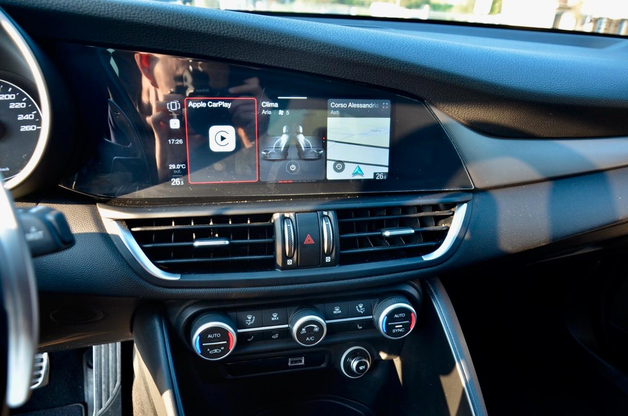 ALFA ROMEO GIULIA 2.2 T VELOCE Q4 AWD 210cv AUTO, ECCELLENTI CONDIZIONI, UFF ITALIANA, SERVICE DIMOSTRABILI, PERMUTE