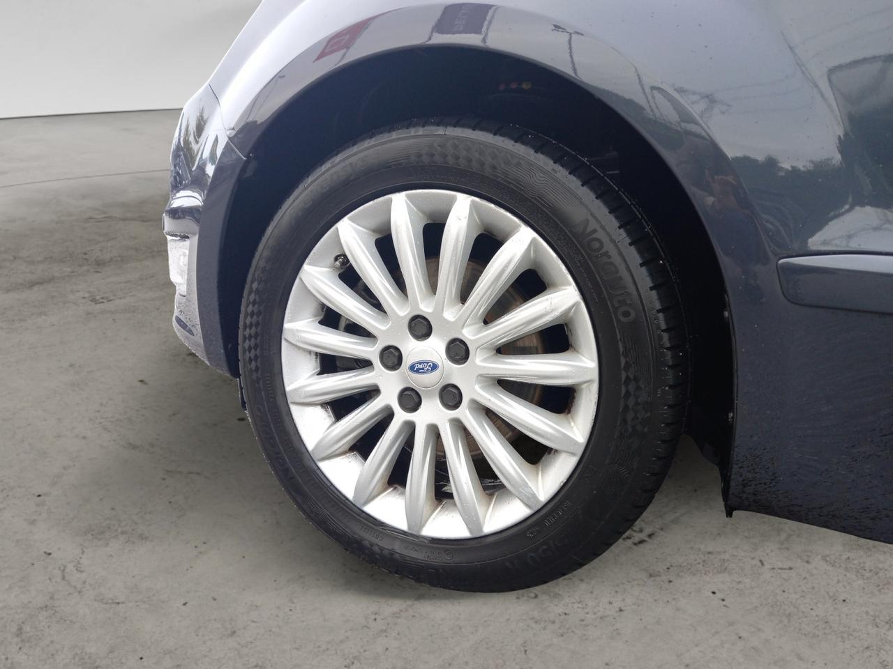 FORD Galaxy 2ª serie - Galaxy 2.0 TDCi 140 CV New Titanium