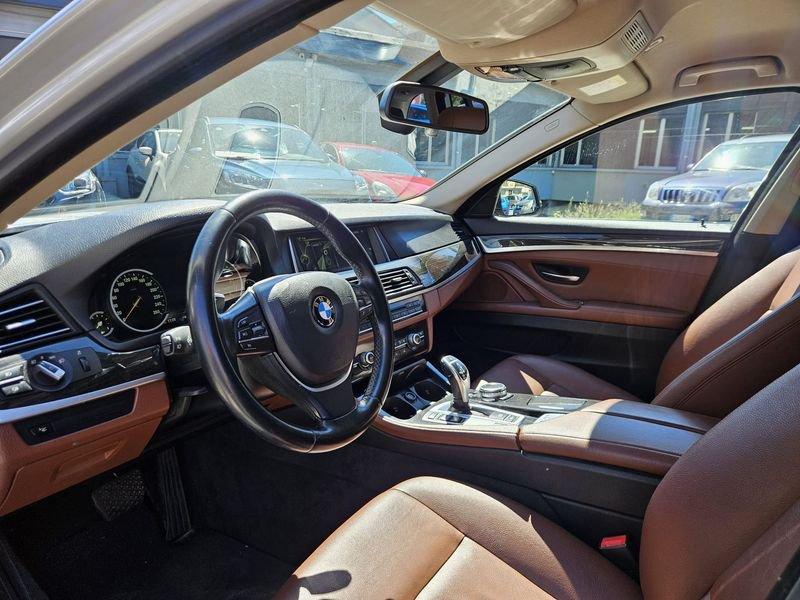 BMW Serie 5 525d Luxury Touring