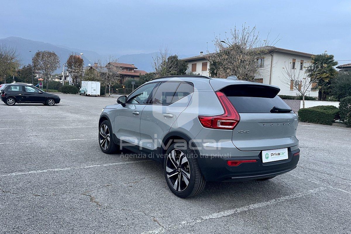 VOLVO XC40 B3 automatico Ultimate Dark