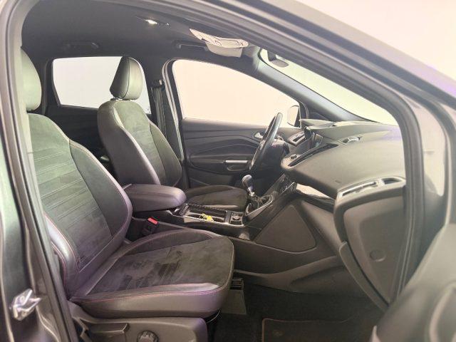 FORD Kuga 1.5 EcoBoost 120 CV S&S 2WD ST-Line